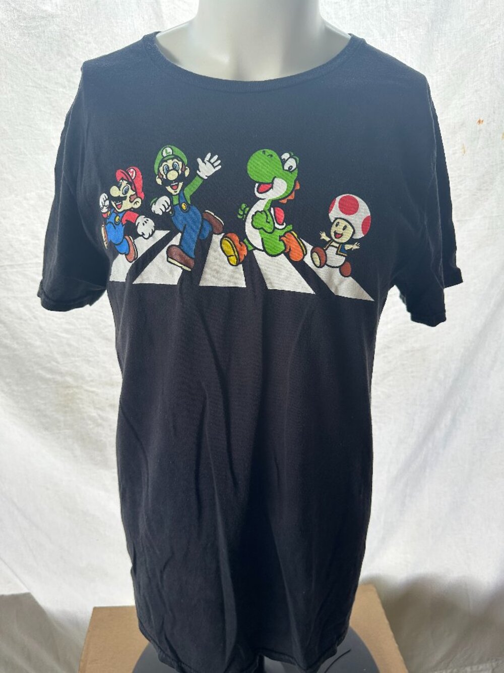 Super Mario Abbey Road Luigi Toad Toadstool Men's Black T Shirt Large Nintendo